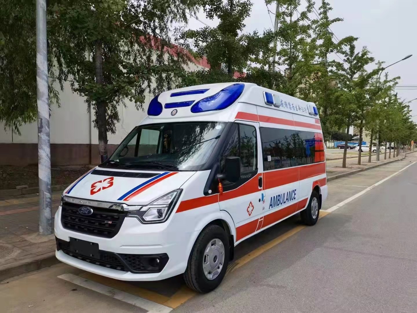 囊谦县妇婴监护型护送